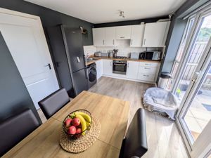 Dining Kitchen- click for photo gallery